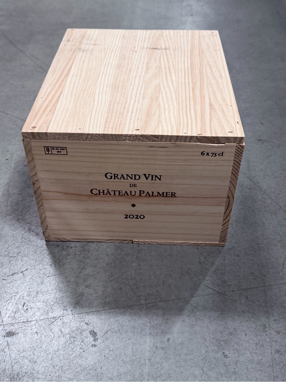 1 Random Wooden Wine Box Crate. 6 Bottle. BOX ONLY. Collectible